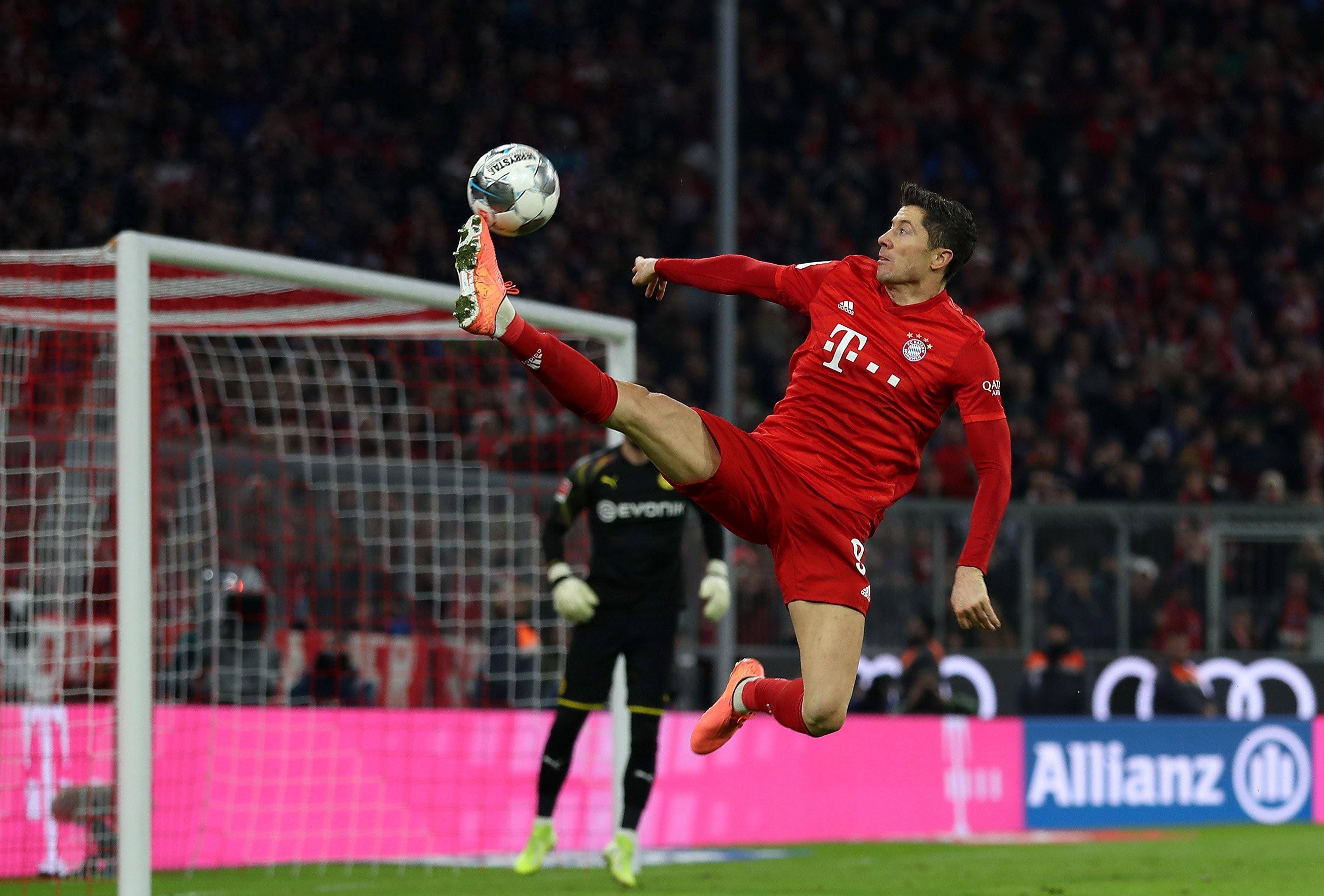 巴塞罗那晋级八强,豪取胜利的简单介绍 巴塞罗那晋级八强,豪取胜利的简单介绍