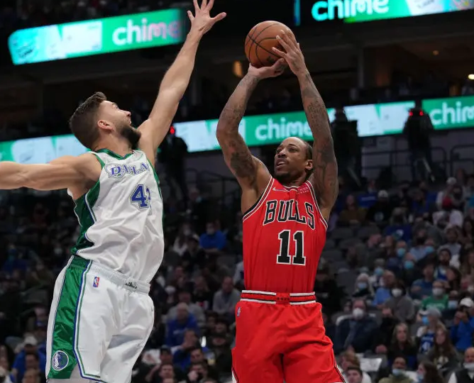 开云在线直播-包含独行侠鏖战太阳，武切维奇刷新纪录的词条