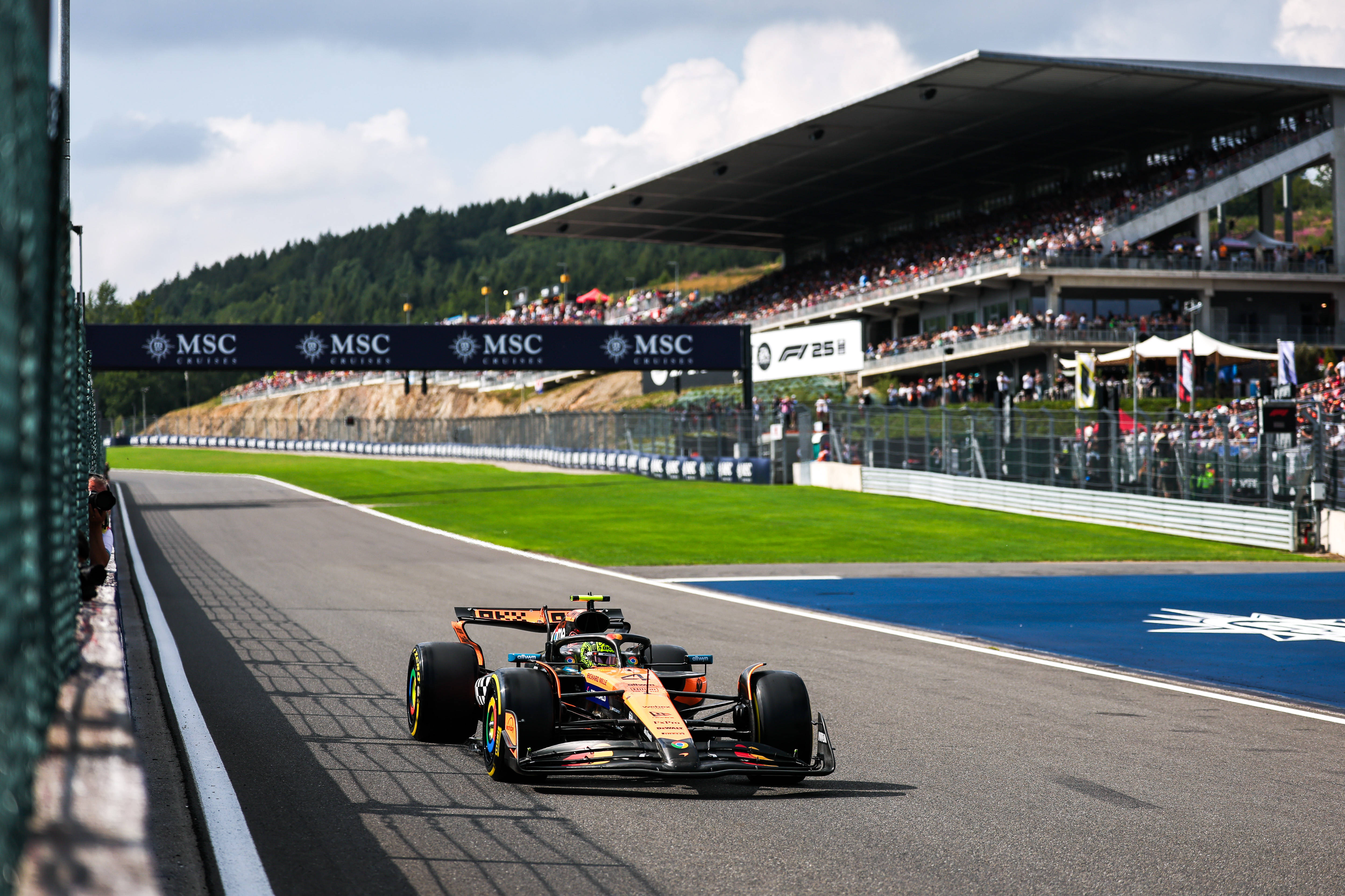 开云体育视频直播-梅赛德斯力克法拉利，皮亚斯特里关键制胜的简单介绍