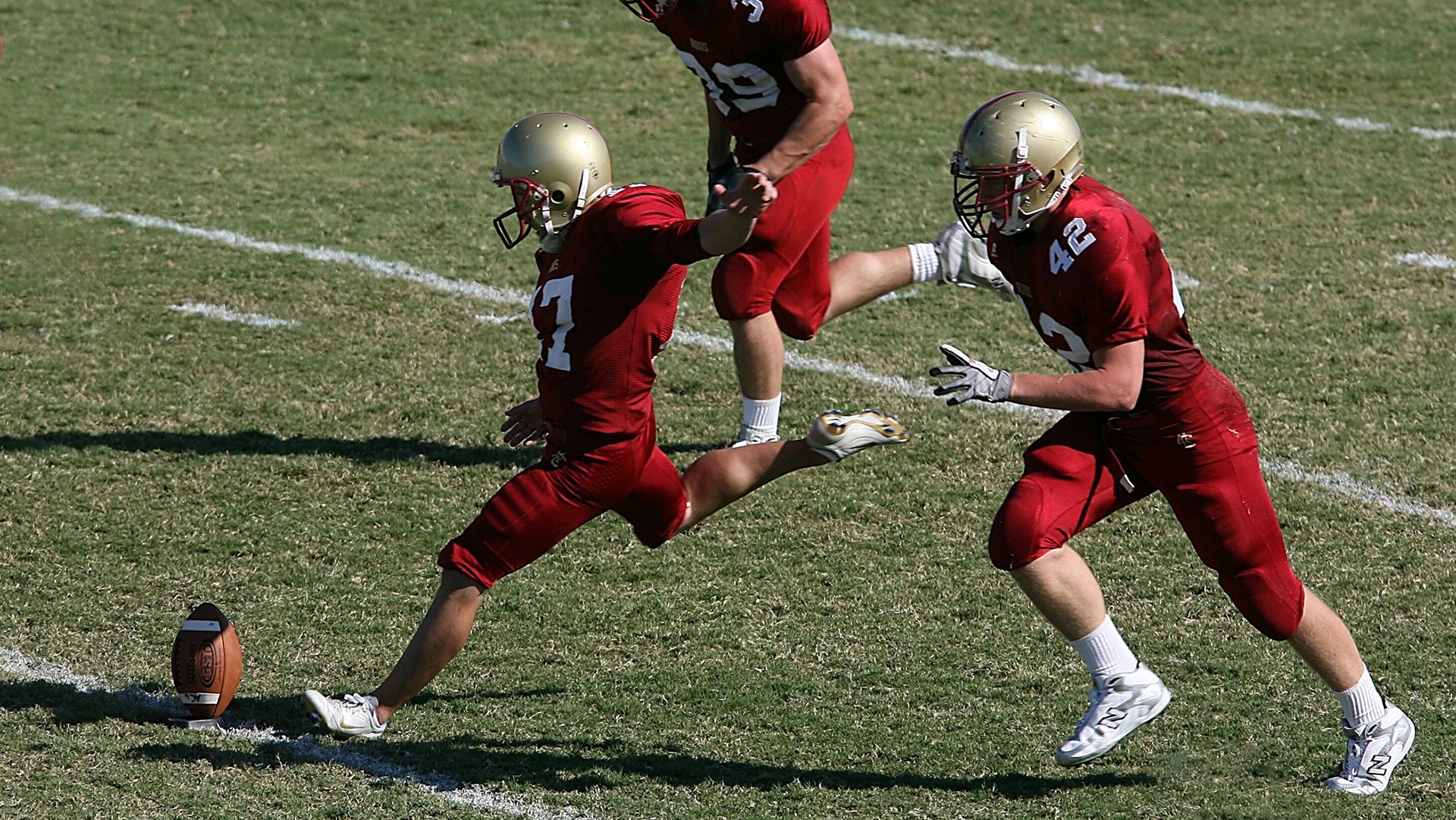 开云体育APP下载-深圳队争冠战胜出热火，布伦森成为关键先生