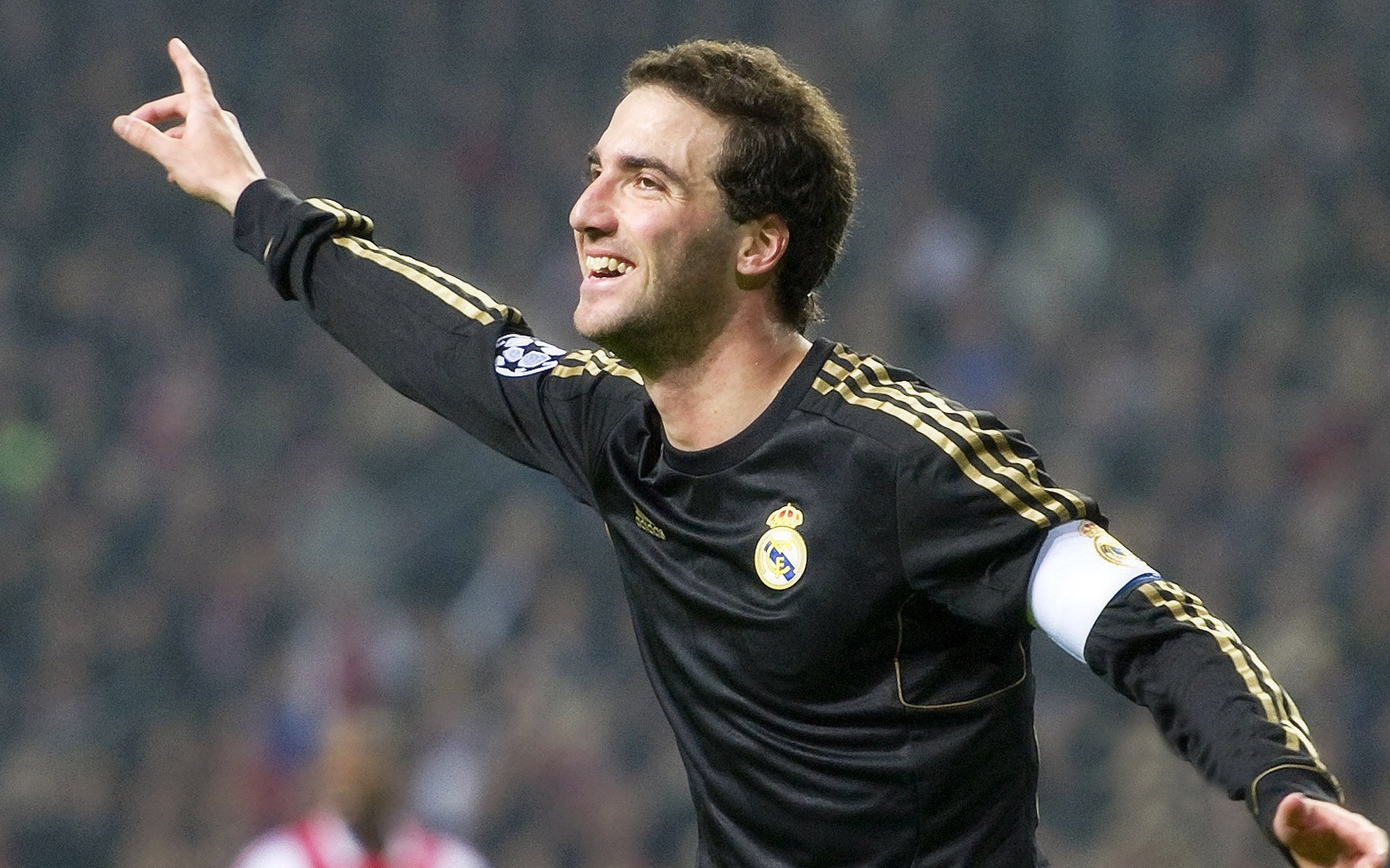 赛道上的逆转,亚特兰大绝杀沙特,F1街道赛的永恒瞬间